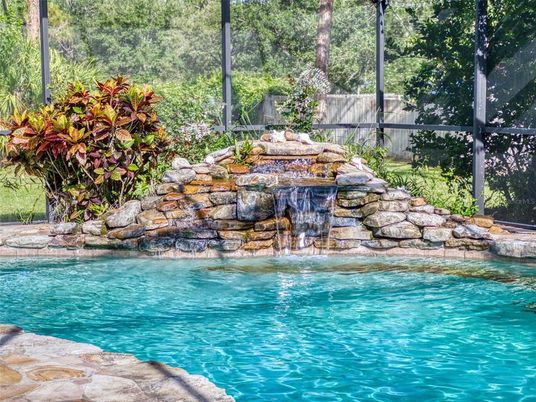Interior, Pool, Sun Room