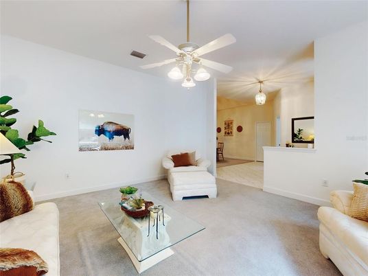 Chandelier, Interior, Living room