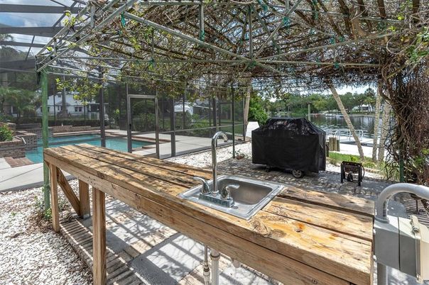 Exterior, Pool, Sun Room, Water