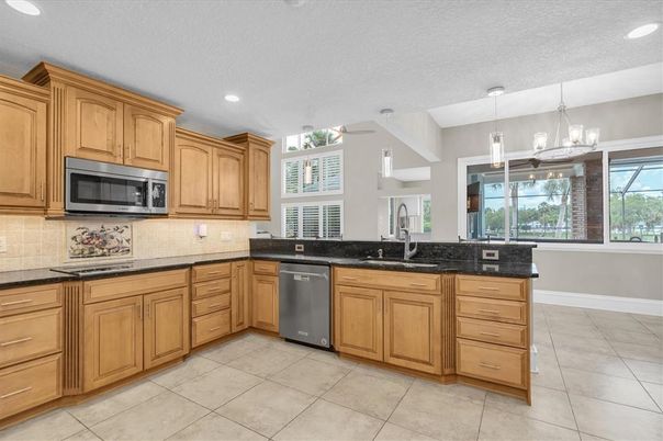 Interior, Kitchen, Pendant Lights, Recessed Lighting