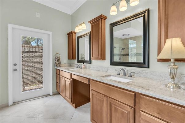 Bathroom, Dual Sink Vanities, Interior