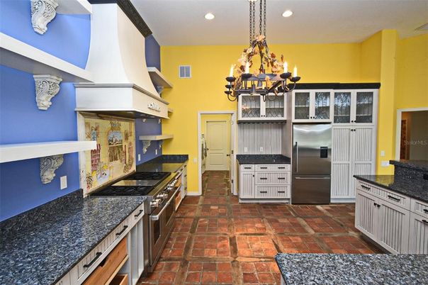 Chandelier, Interior, Kitchen, Recessed Lighting, Stainless Steel Appliances