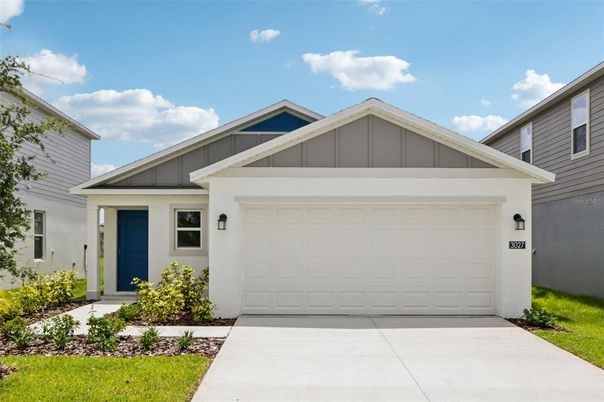 Attached, Exterior, Facade, American Craftsman