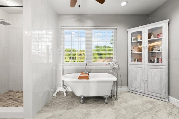 Bathroom, Free Standing Baths, Interior, Marble, Recessed Lighting