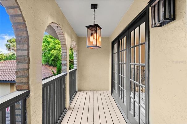 Exterior, Pendant Lights