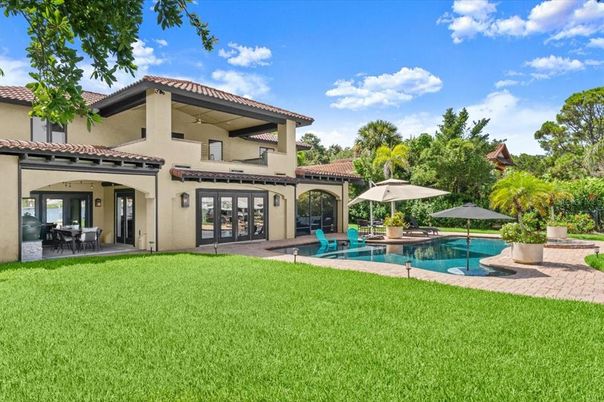 Backyard, Exterior, Pool