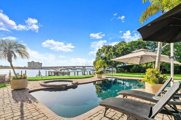 Exterior, Pool, Water