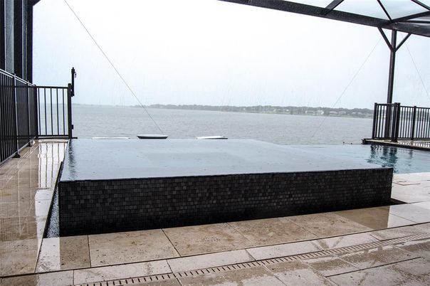 Exterior, Pool, Water