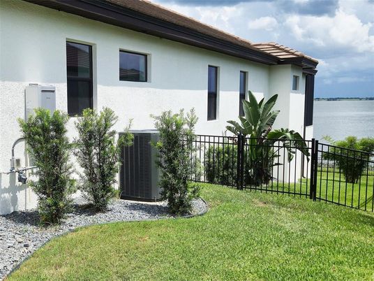 Backyard, Exterior, Water