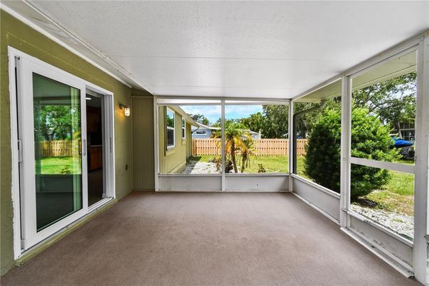 Empty room, Interior, Sun Room