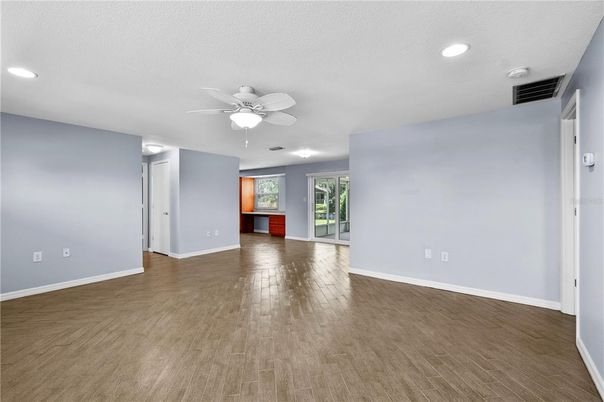 Empty room, Interior, Recessed Lighting, Wood Texture Flooring