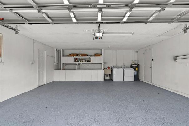Garage, Interior, Washer