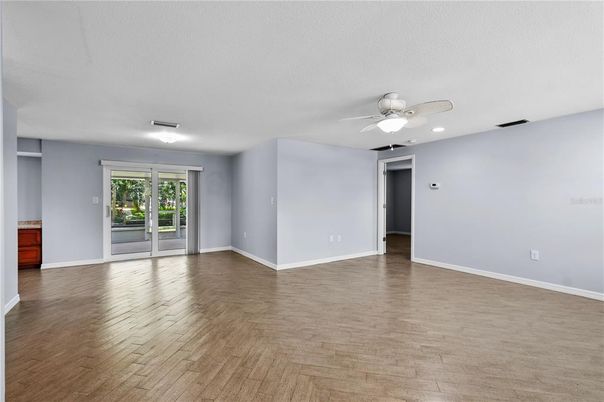 Empty room, Interior, Recessed Lighting, Wood Texture Flooring