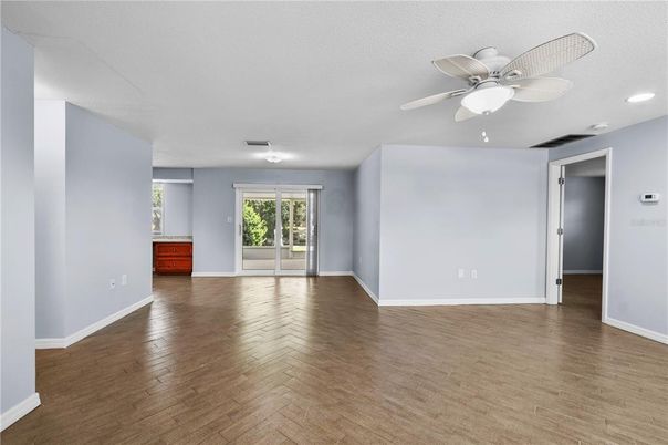 Empty room, Interior, Recessed Lighting, Wood Texture Flooring