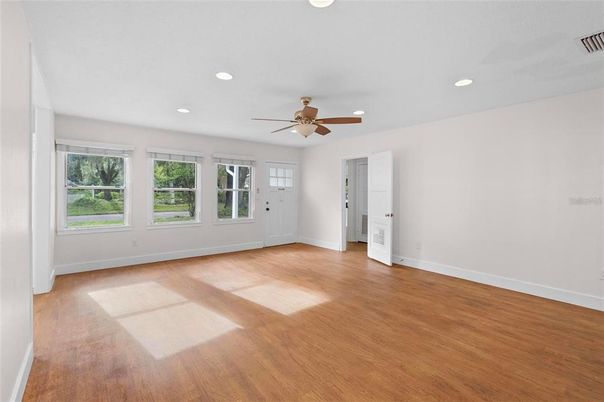 Empty room, Interior, Recessed Lighting, Wood Texture Flooring