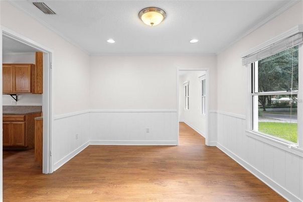 Empty room, Interior, Recessed Lighting, Wood Texture Flooring