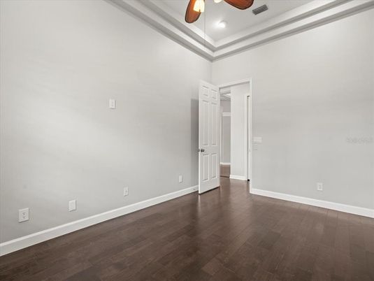 Empty room, Interior, Recessed Lighting, Wood Texture Flooring
