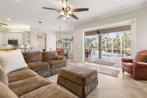Chandelier, Dining room, Interior, Kitchen, Living room, Recessed Lighting, Sun Room