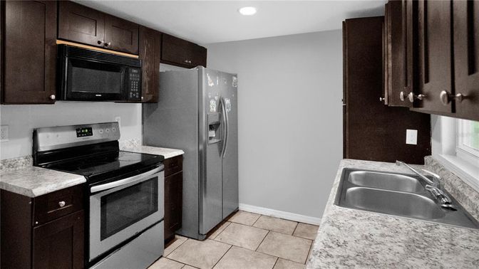 Interior, Kitchen, Recessed Lighting
