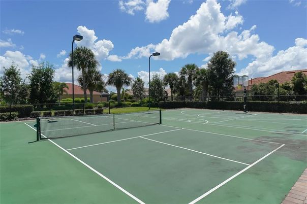 Exterior, Tennis Courts