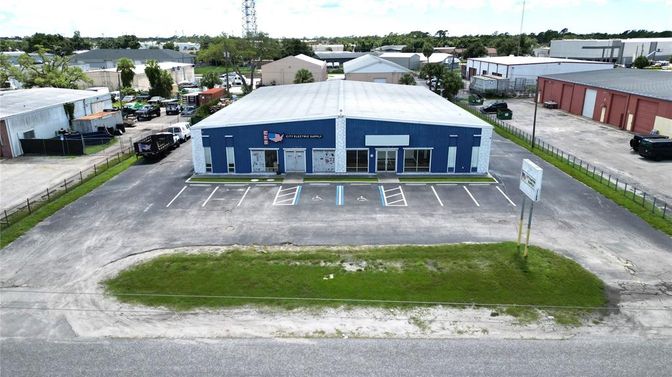 Exterior, Drone