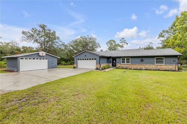 Backyard, Detached Garage, Exterior