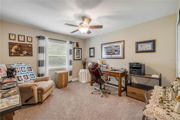 Home Office, Interior