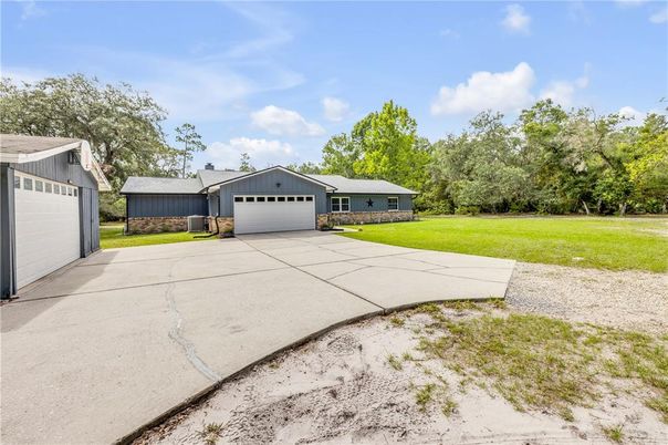 Backyard, Detached Garage, Exterior
