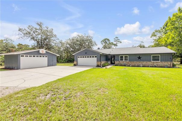Backyard, Detached Garage, Exterior
