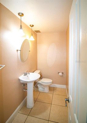 Bathroom, Interior, Pendant Lights