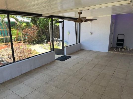 Empty room, Interior, Sun Room