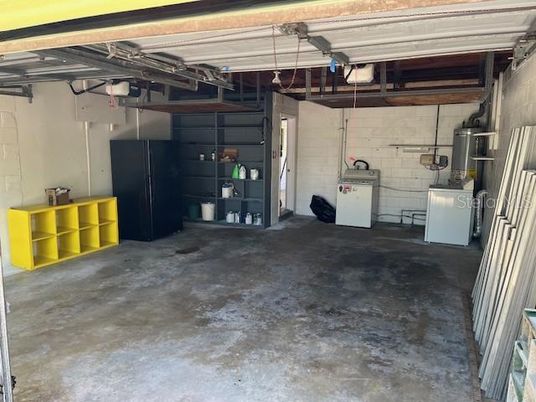 Garage, Interior