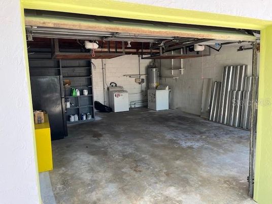 Garage, Interior