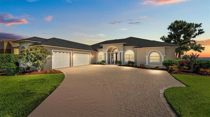 Attached, Backyard, Exterior, Facade, French Provincial