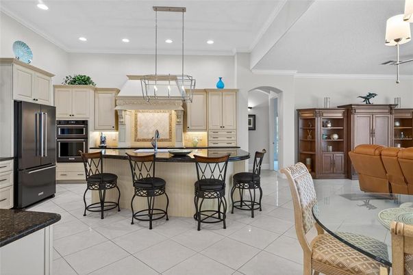 Dining room, Interior, Kitchen, Pendant Lights, Recessed Lighting, Stainless Steel Appliances