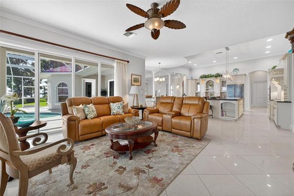 Chandelier, Dining room, Interior, Kitchen, Living room, Pendant Lights, Recessed Lighting
