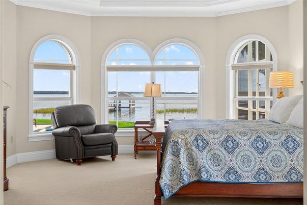 Bedroom, Interior, Water