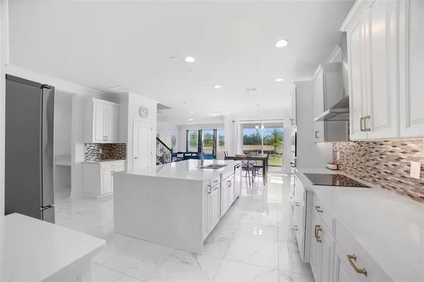 Dining room, Interior, Kitchen, Marble, Pendant Lights, Recessed Lighting