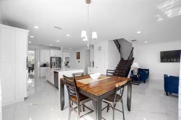 Dining room, Interior, Kitchen, Pendant Lights, Recessed Lighting, Stainless Steel Appliances