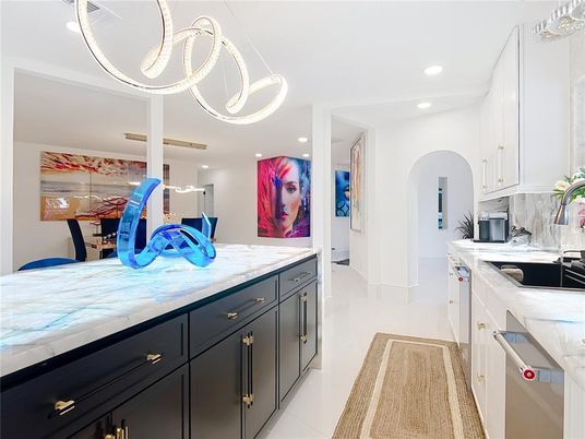 Interior, Kitchen, Pendant Lights, Recessed Lighting
