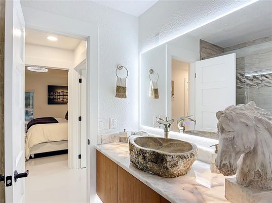 Bathroom, Bedroom, Interior, Recessed Lighting