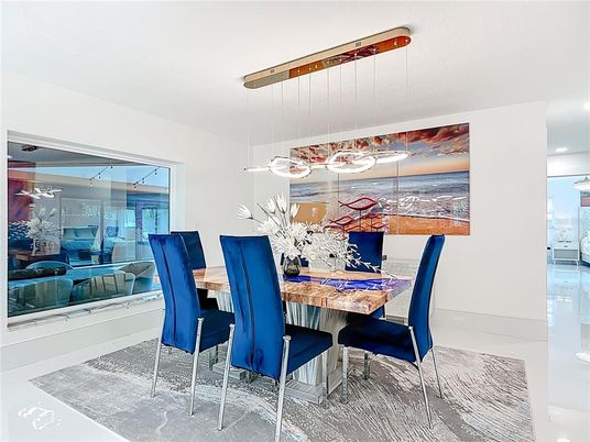 Dining room, Interior, Pendant Lights, Recessed Lighting