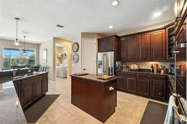 Interior, Kitchen, Pendant Lights, Recessed Lighting, Washer
