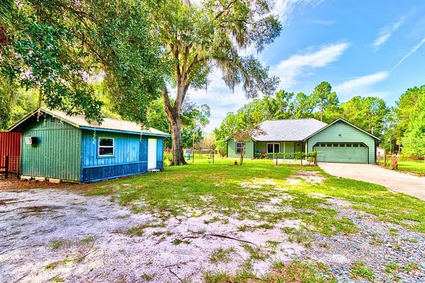 Backyard, Detached Garage, Exterior