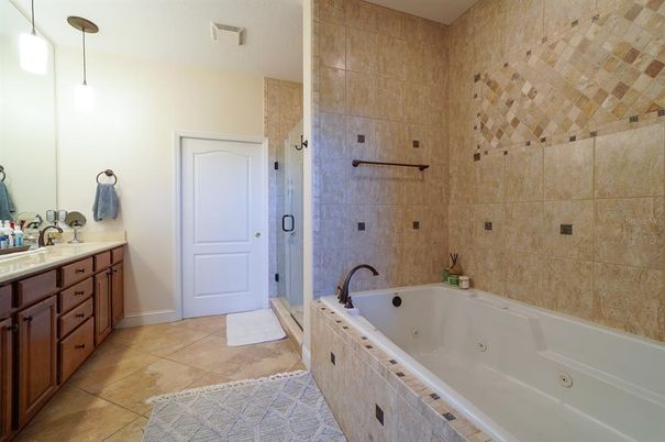Bathroom, Interior, Pendant Lights