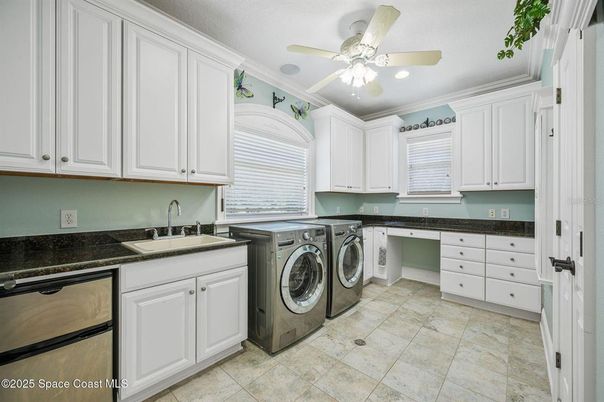 Interior, Recessed Lighting, Washer