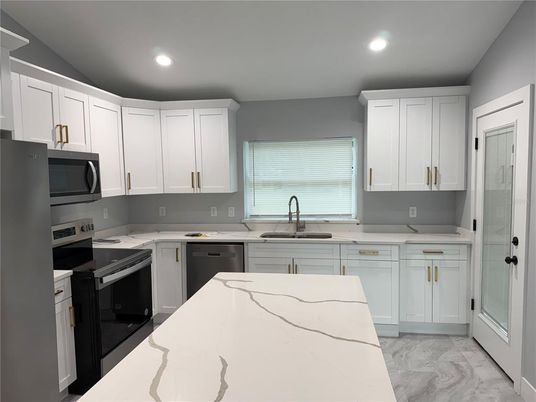 Interior, Kitchen, Marble, Recessed Lighting