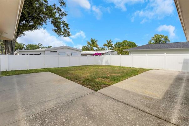 Backyard, Exterior