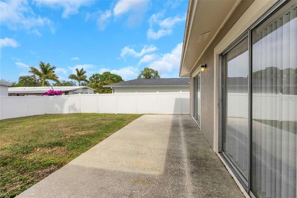 Backyard, Exterior