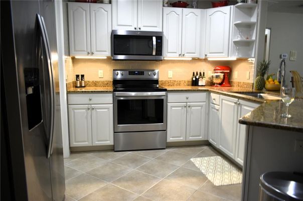 Interior, Kitchen, Stainless Steel Appliances